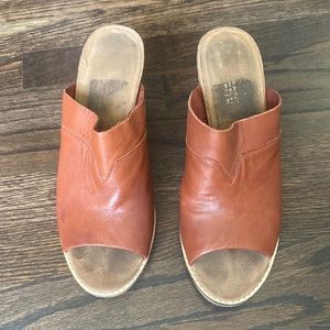 TOMS shoes
